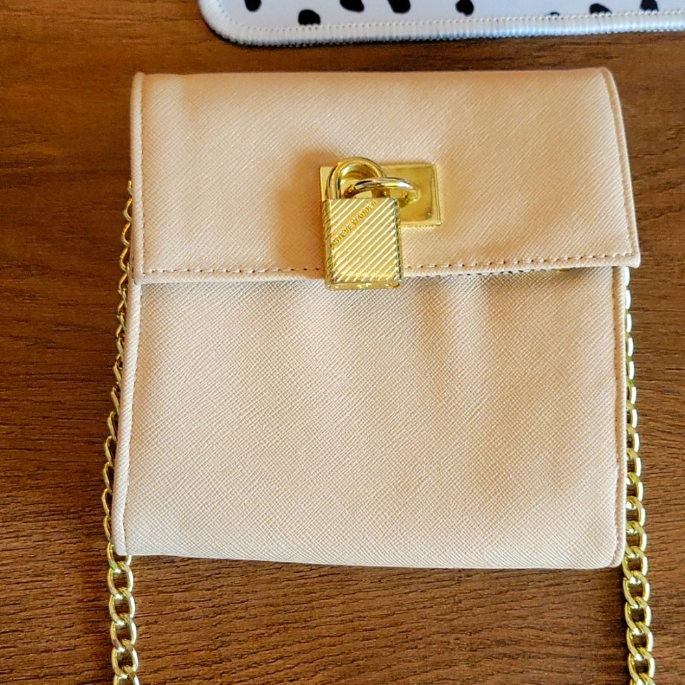 Small cross body bag